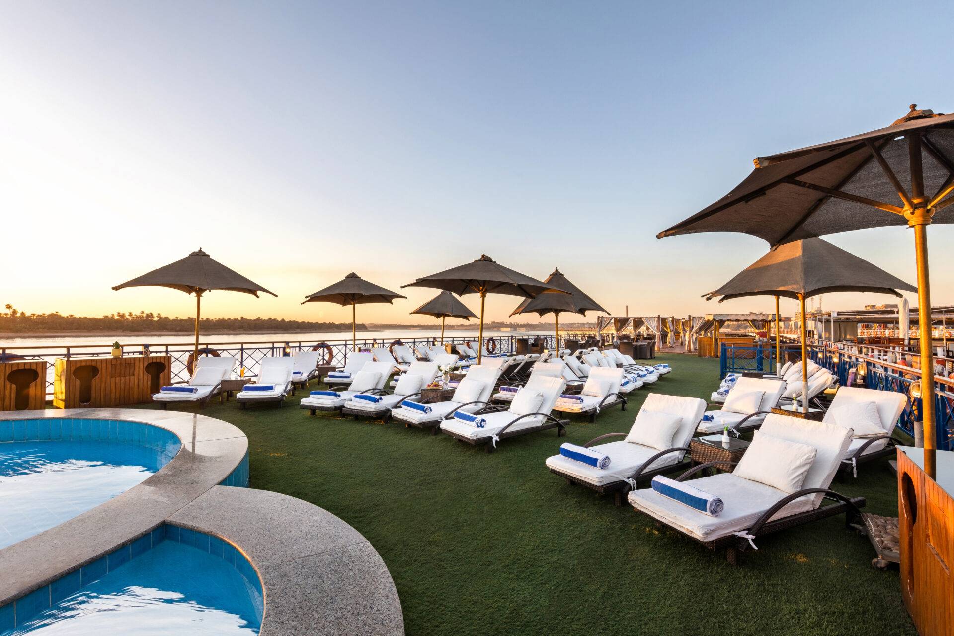 Kairo, Abu Simbel & Nilkreuzfahrt 2N-3N